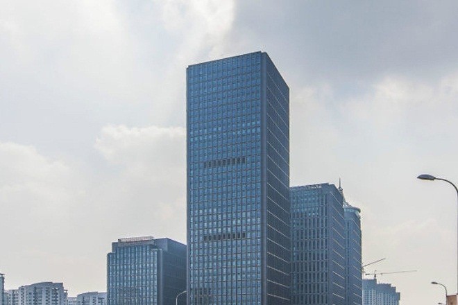 上海的商业地产开始迎来显著复苏，写字楼市场租金三年来首次上涨